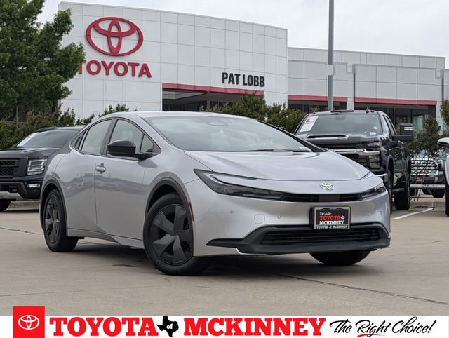 Used 2023 Toyota Prius LE image 1
