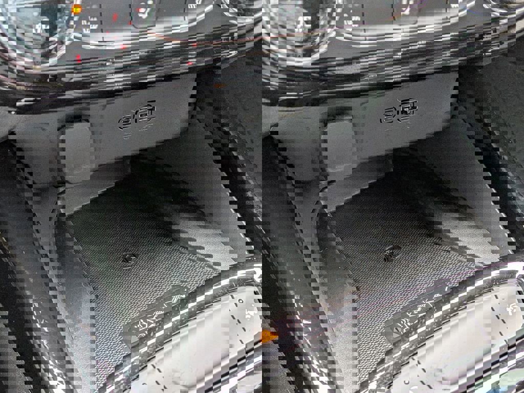 New 2026 Chevrolet Trax LT w/ Sunroof Package FWD image 32