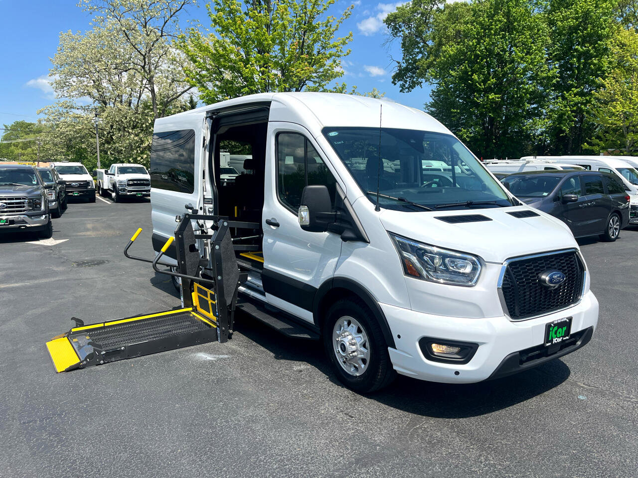 Used 2024 Ford Transit 350 XLT image 21