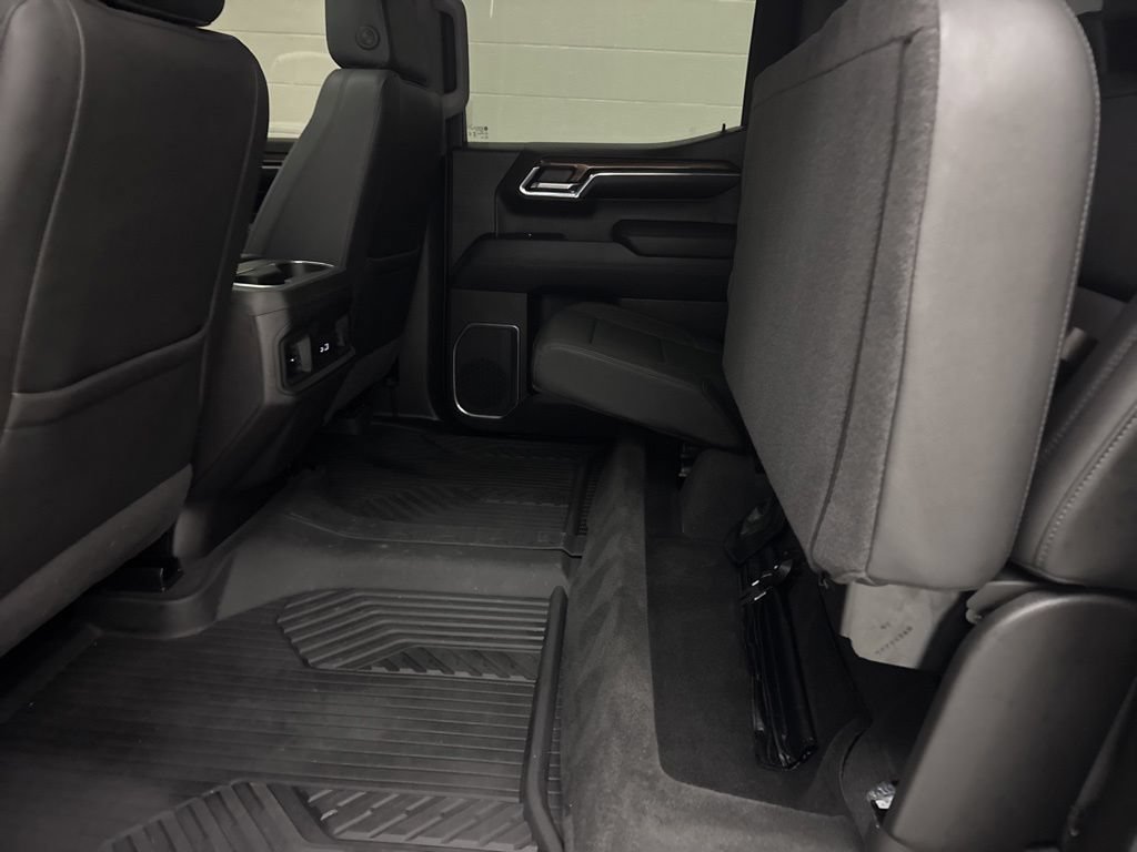 Used 2024 Chevrolet Silverado 1500 LT Trail Boss w/ Convenience Package II AWD/4WD image 44
