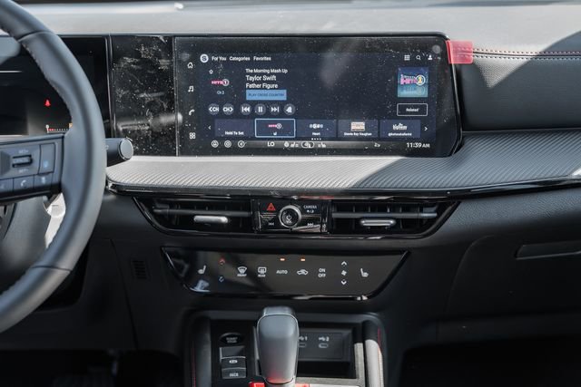 New 2026 Nissan Kicks SR w/ SR Premium Package image 23