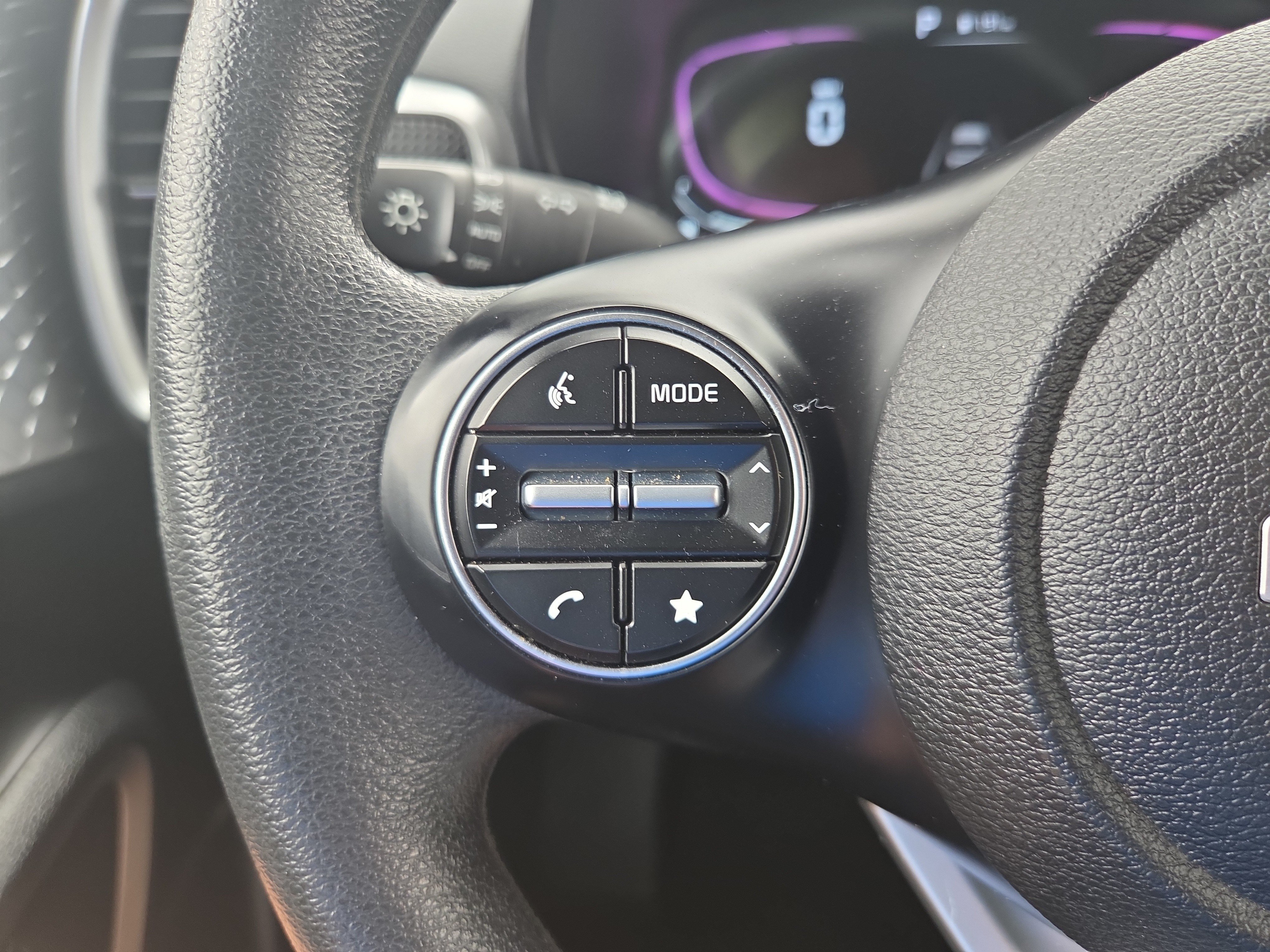Used 2024 Kia Soul FWD image 11