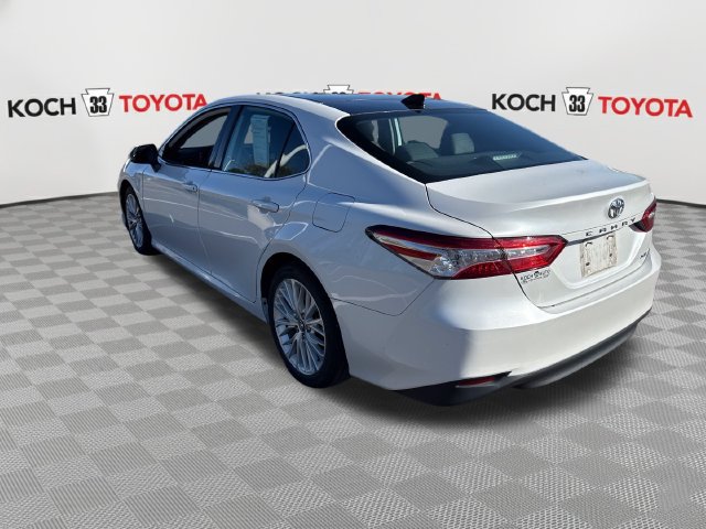 Used 2019 Toyota Camry XLE w/ Navigation Package FWD image 6
