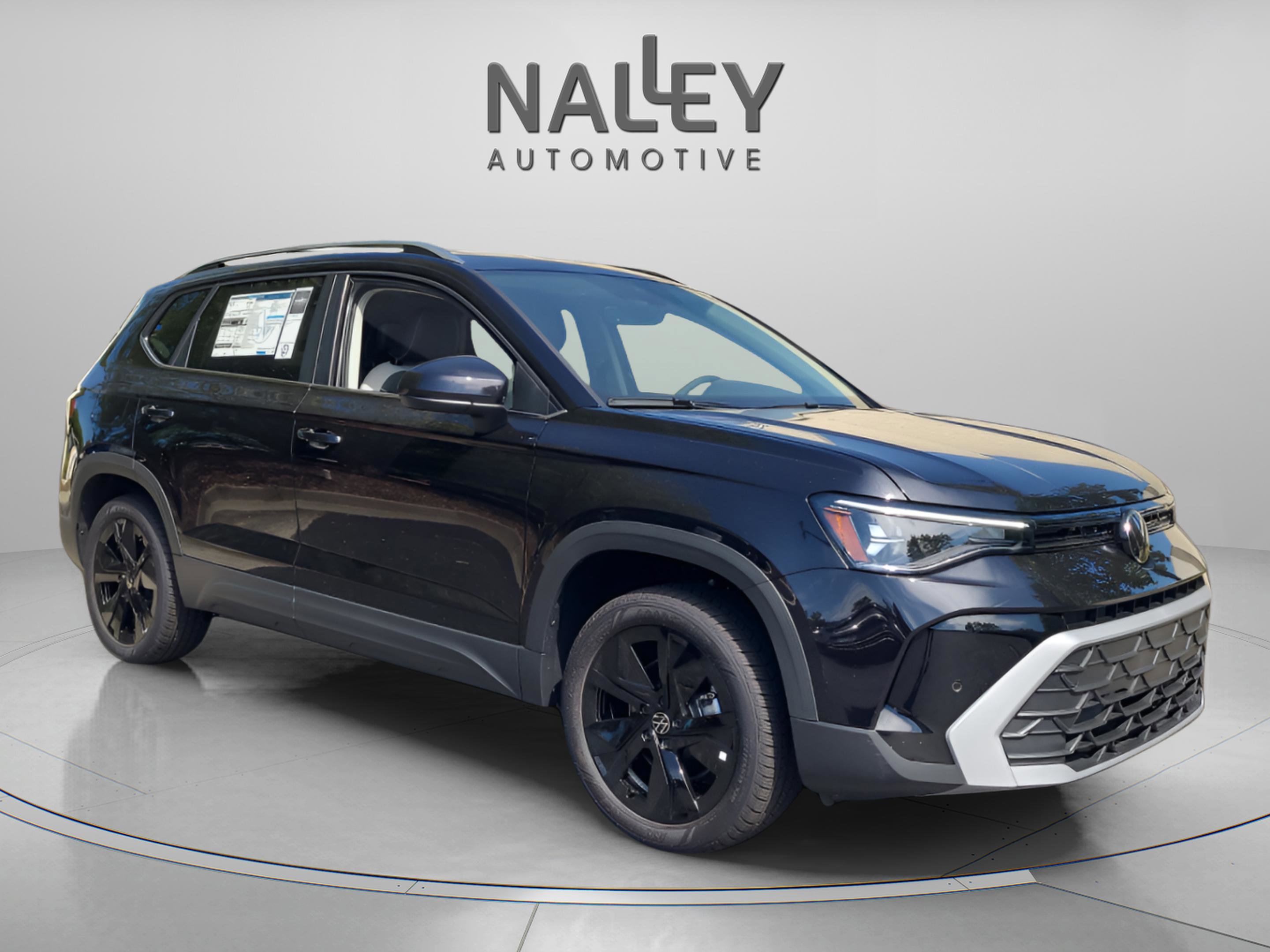 New 2025 Volkswagen Taos SE image 7