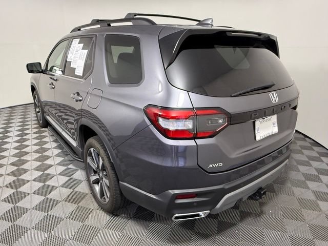 Used 2025 Honda Pilot Elite image 4