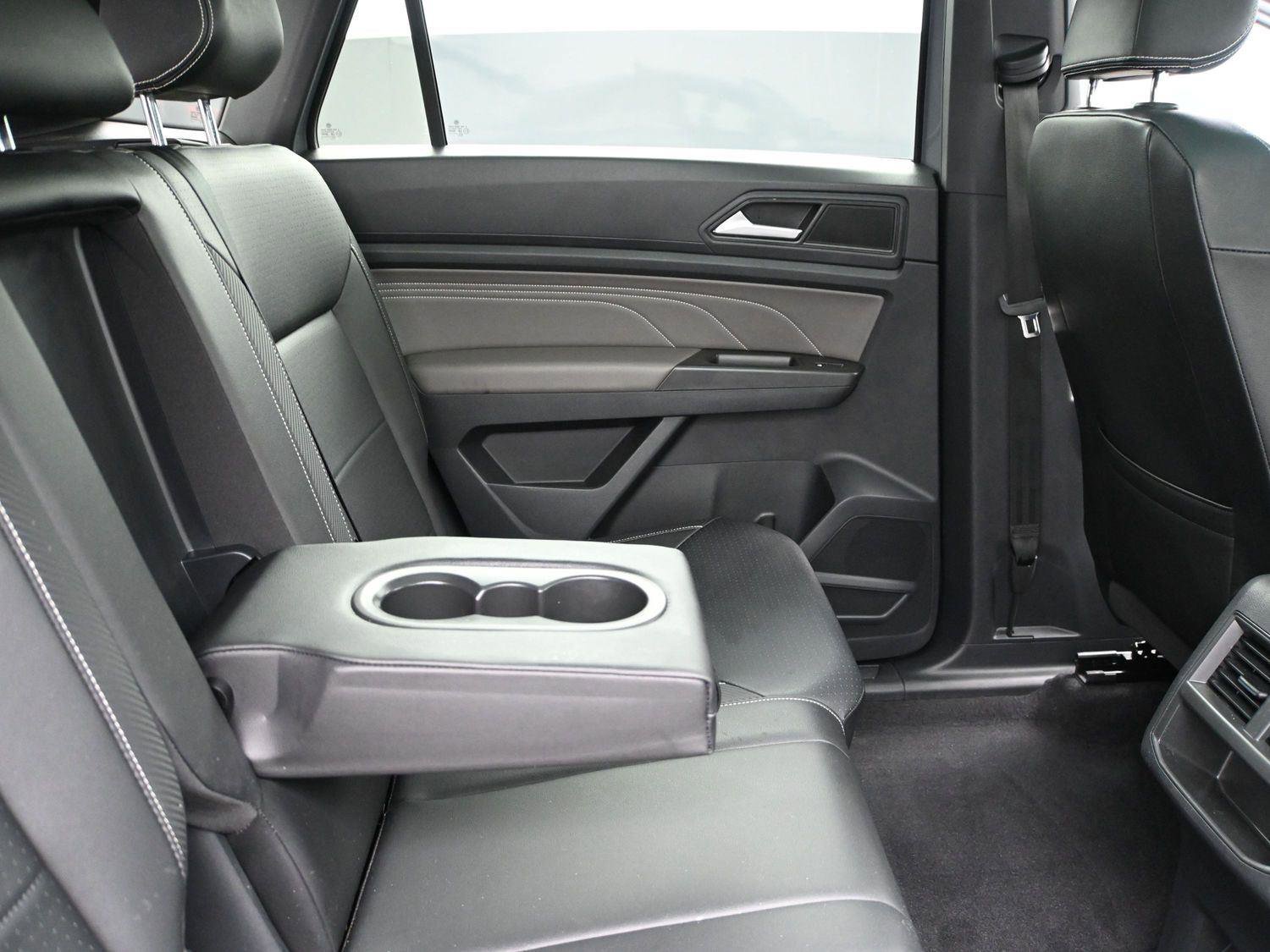 Certified 2022 Volkswagen Atlas Cross Sport SE image 23