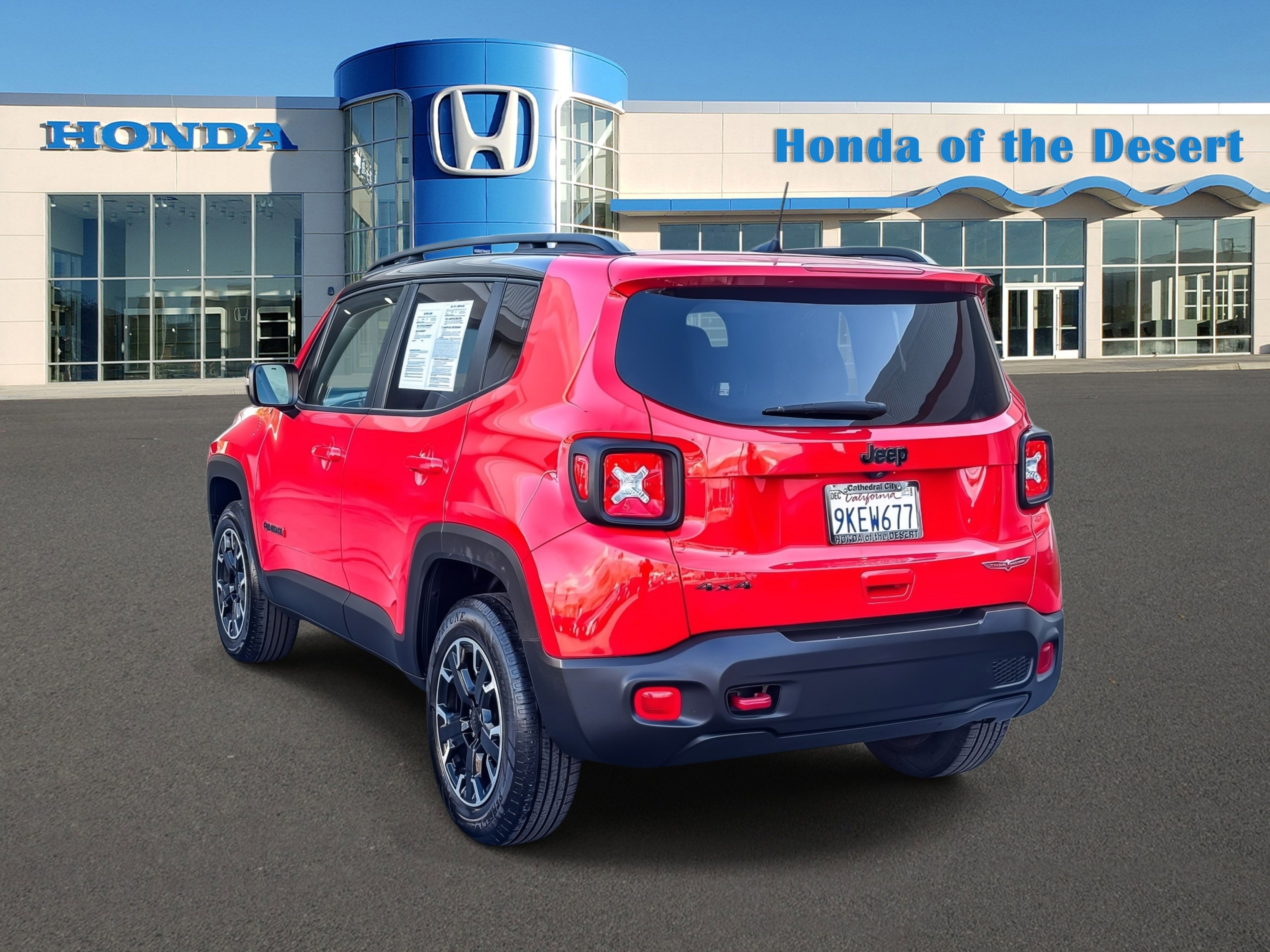 Used 2023 Jeep Renegade Trailhawk AWD/4WD image 5