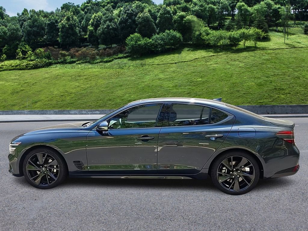 Used 2023 Genesis G70 2.0T w/ Sport Prestige Package image 9