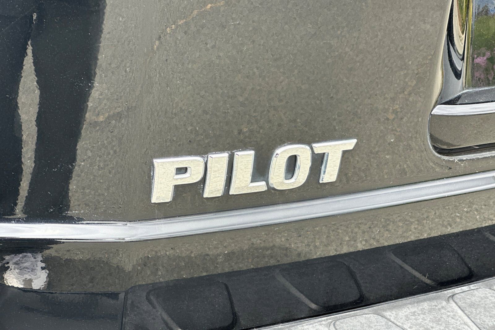 Used 2015 Honda Pilot SE image 26
