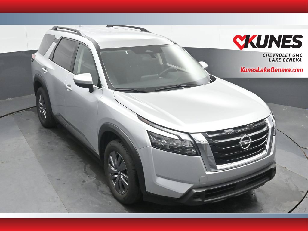 Used 2025 Nissan Pathfinder SV FWD image 33