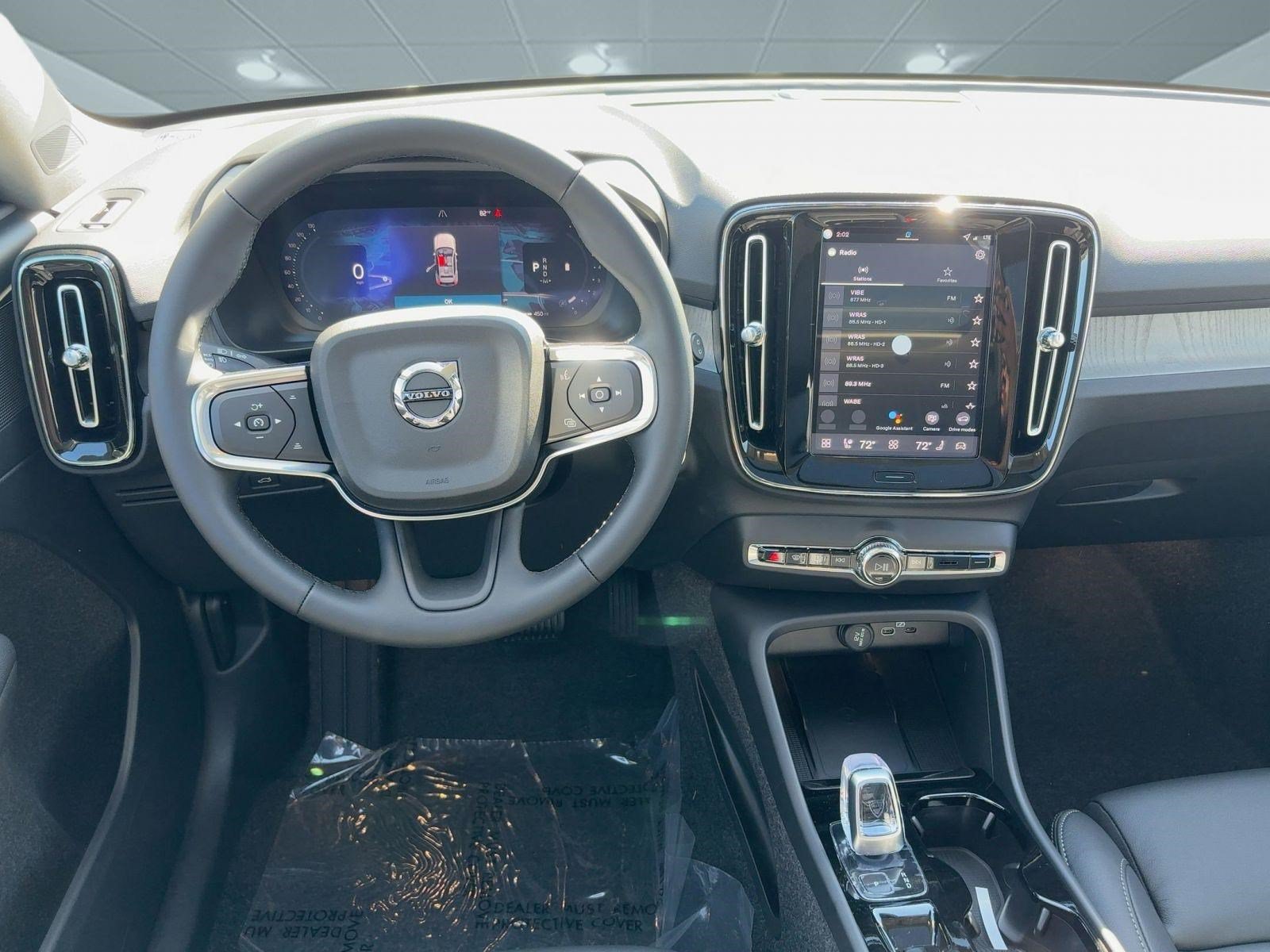 New 2026 Volvo XC40 B5 Plus w/ Climate Package AWD/4WD image 27