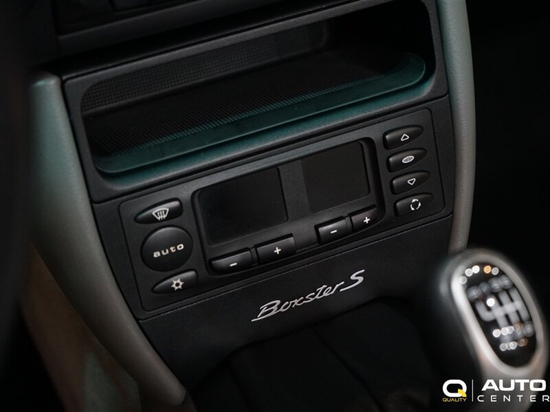 Used 2002 Porsche Boxster S RWD image 25