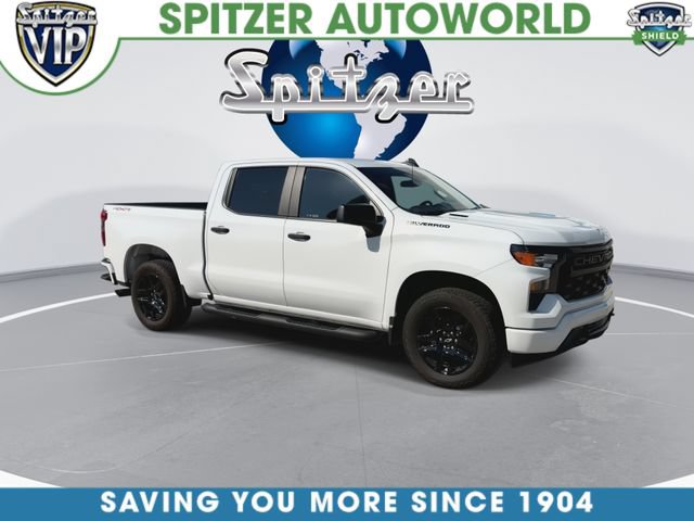 Used 2025 Chevrolet Silverado 1500 Custom w/ Turbomax Blackout Package AWD/4WD image 2