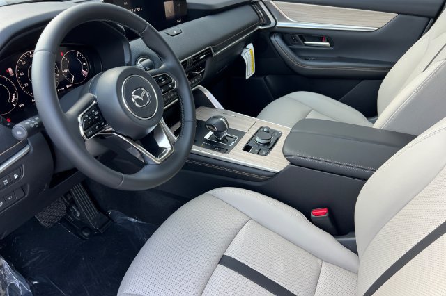 New 2026 MAZDA CX-90 Plug-In Hybrid w/Premium Sport AWD/4WD image 10