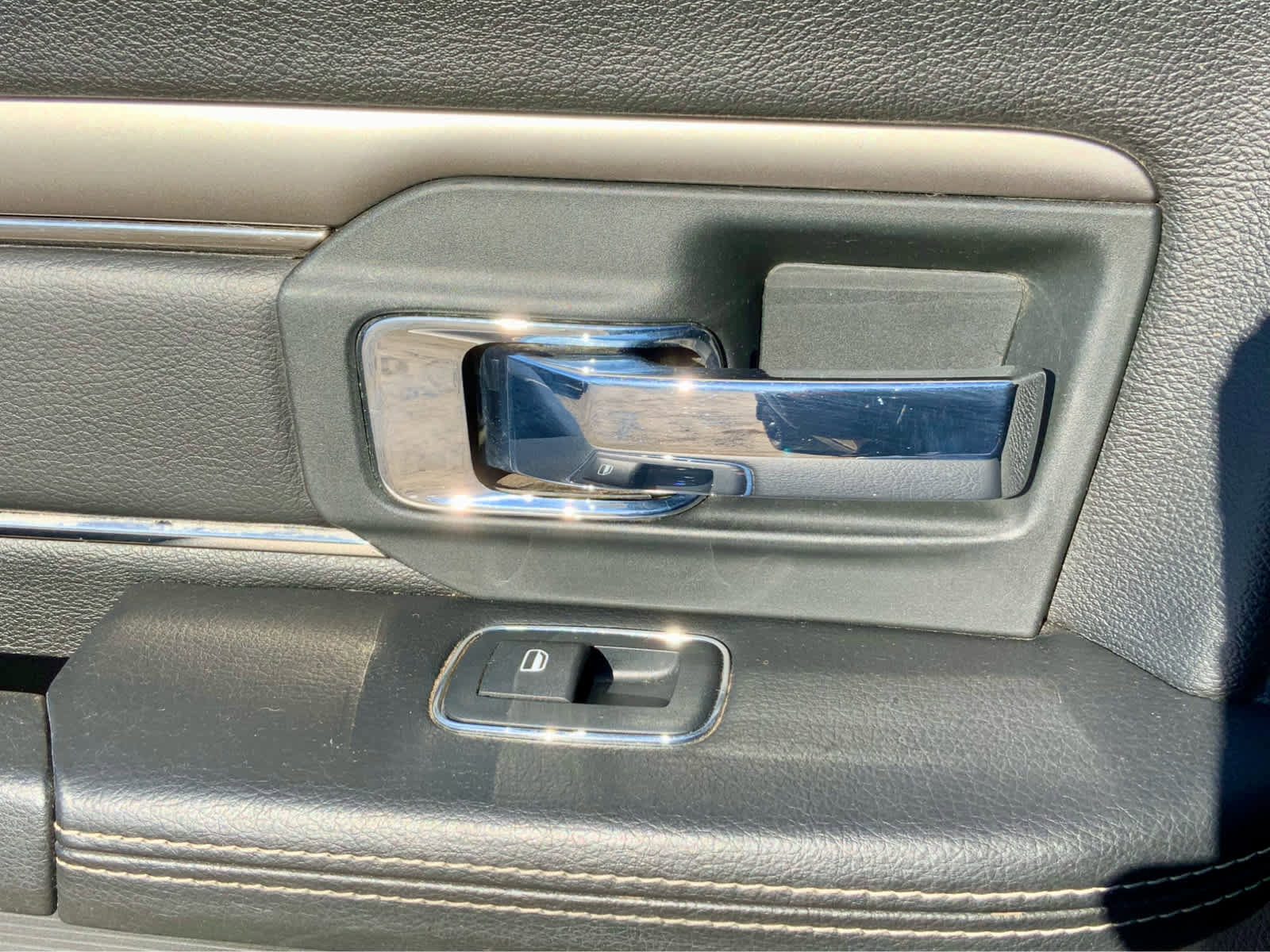 Used 2018 RAM 2500 Laramie w/ Sport Appearance Group image 49