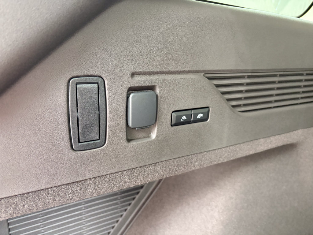 New 2026 Lincoln Nautilus Black Label AWD/4WD image 25