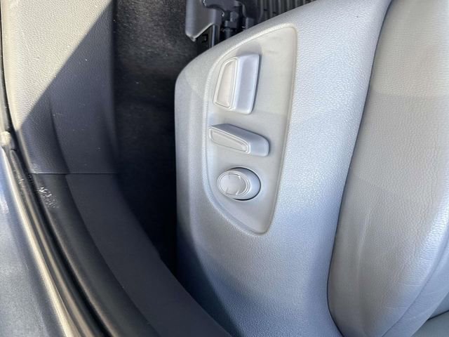 Used 2023 Toyota Highlander XLE image 22