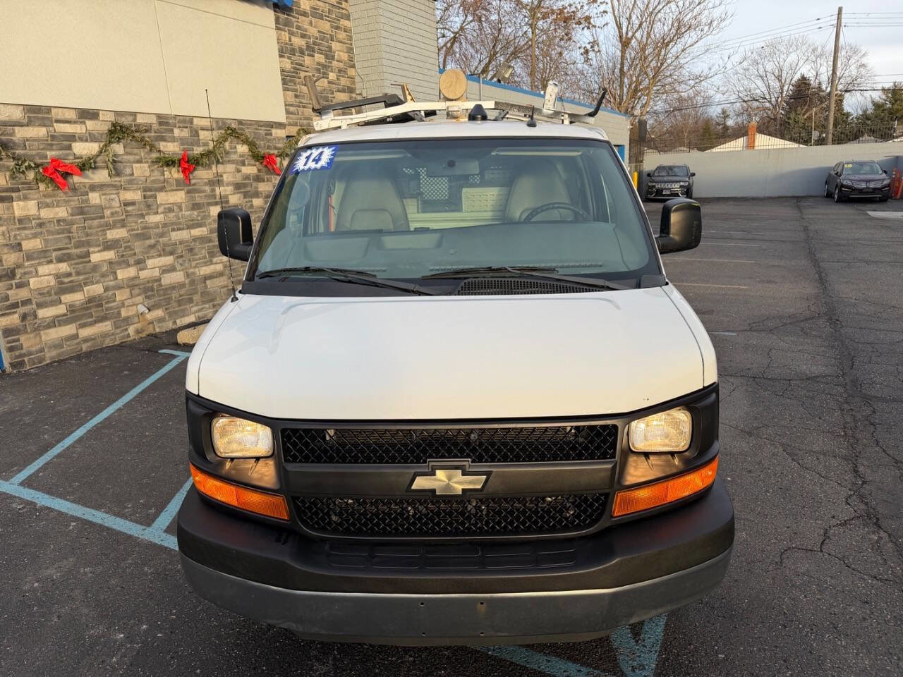 Used 2014 Chevrolet Express 2500 image 5