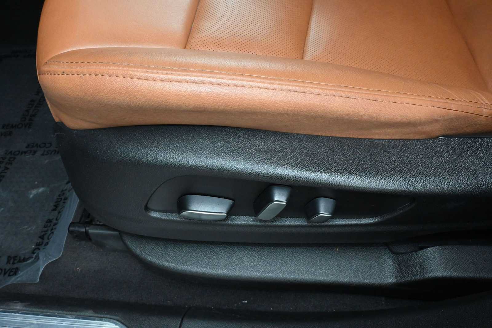 Used 2020 Cadillac XT5 Premium Luxury AWD/4WD image 16