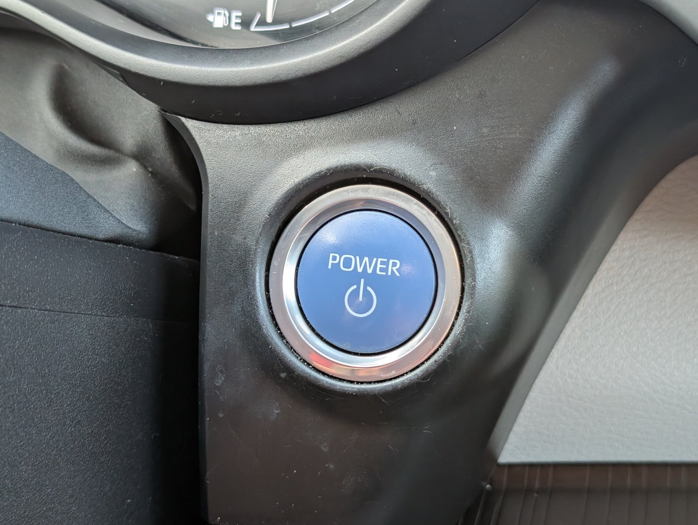 Used 2022 Toyota Sienna LE FWD image 18