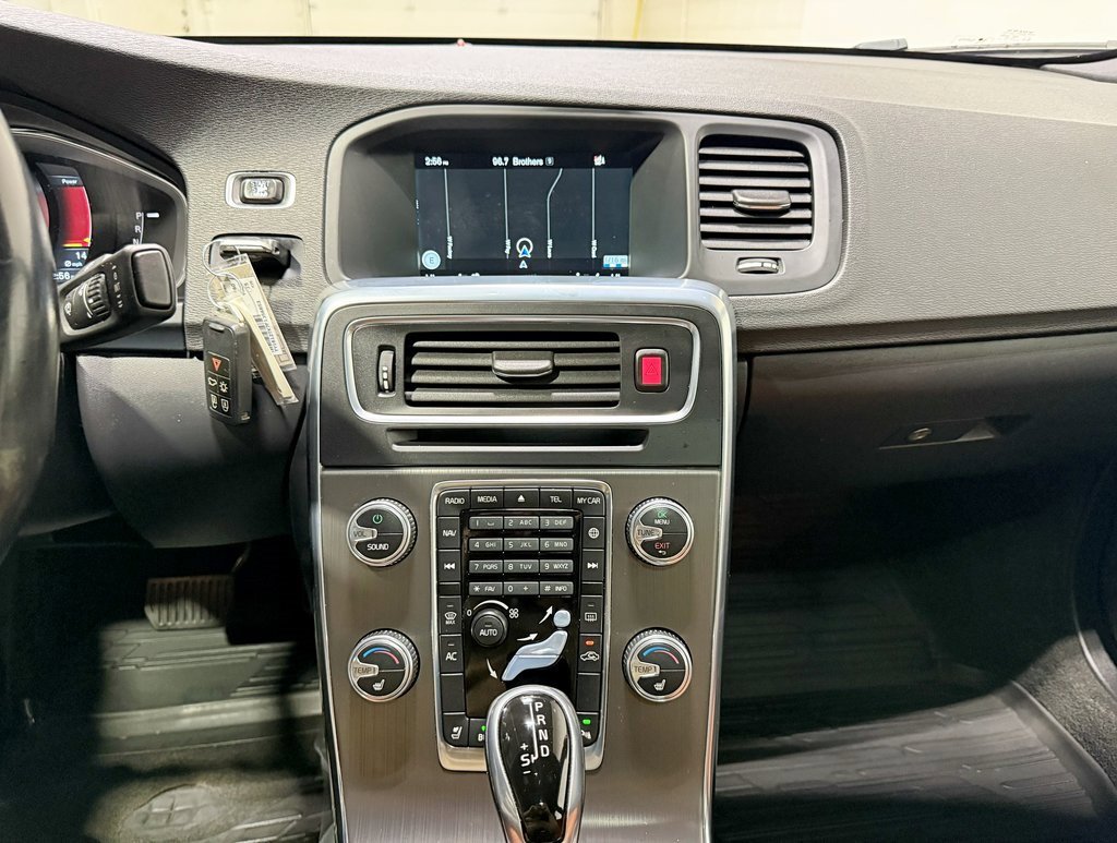 Used 2015 Volvo S60 T5 Premier image 14