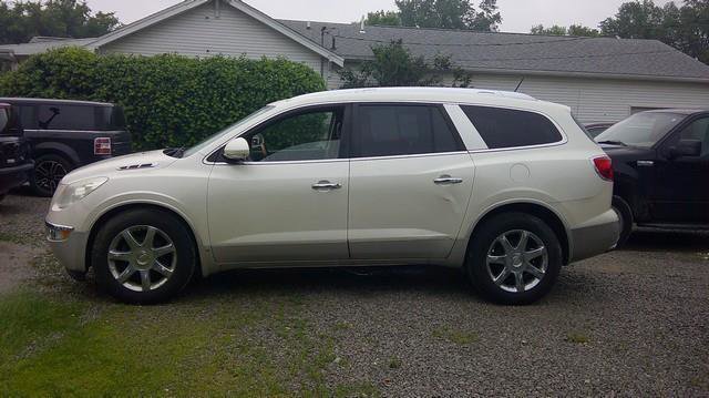 Used 2008 Buick Enclave CXL w/ Entertainment Package #3 image 11