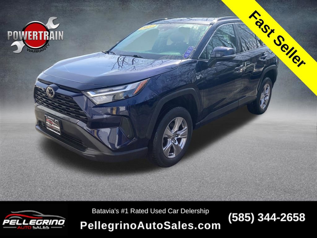 Used 2022 Toyota RAV4 XLE AWD/4WD image 1