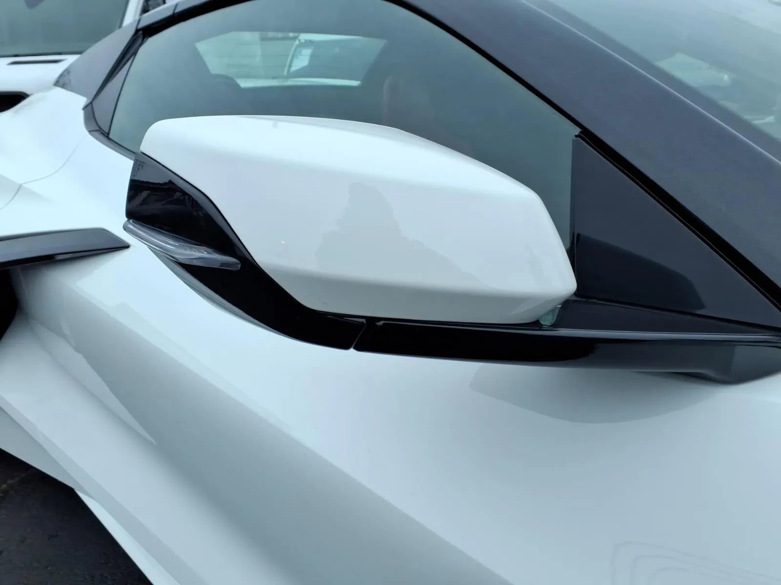 Used 2023 Chevrolet Corvette Stingray Convertible w/ 1LT image 11