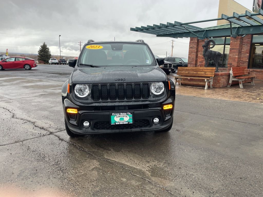 Certified 2023 Jeep Renegade Altitude AWD/4WD image 3