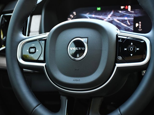 New 2026 Volvo XC90 B5 Plus image 23
