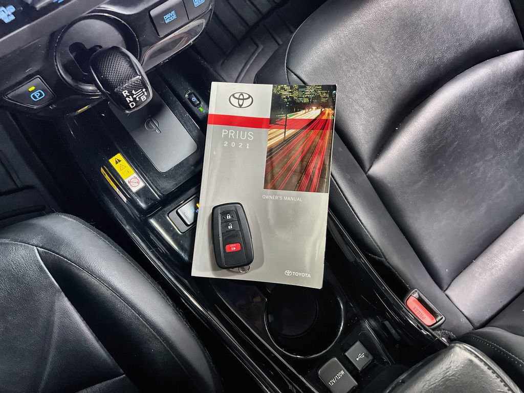 Used 2021 Toyota Prius image 11
