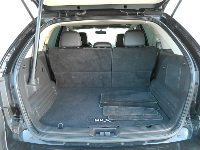Used 2013 Lincoln MKX FWD image 25