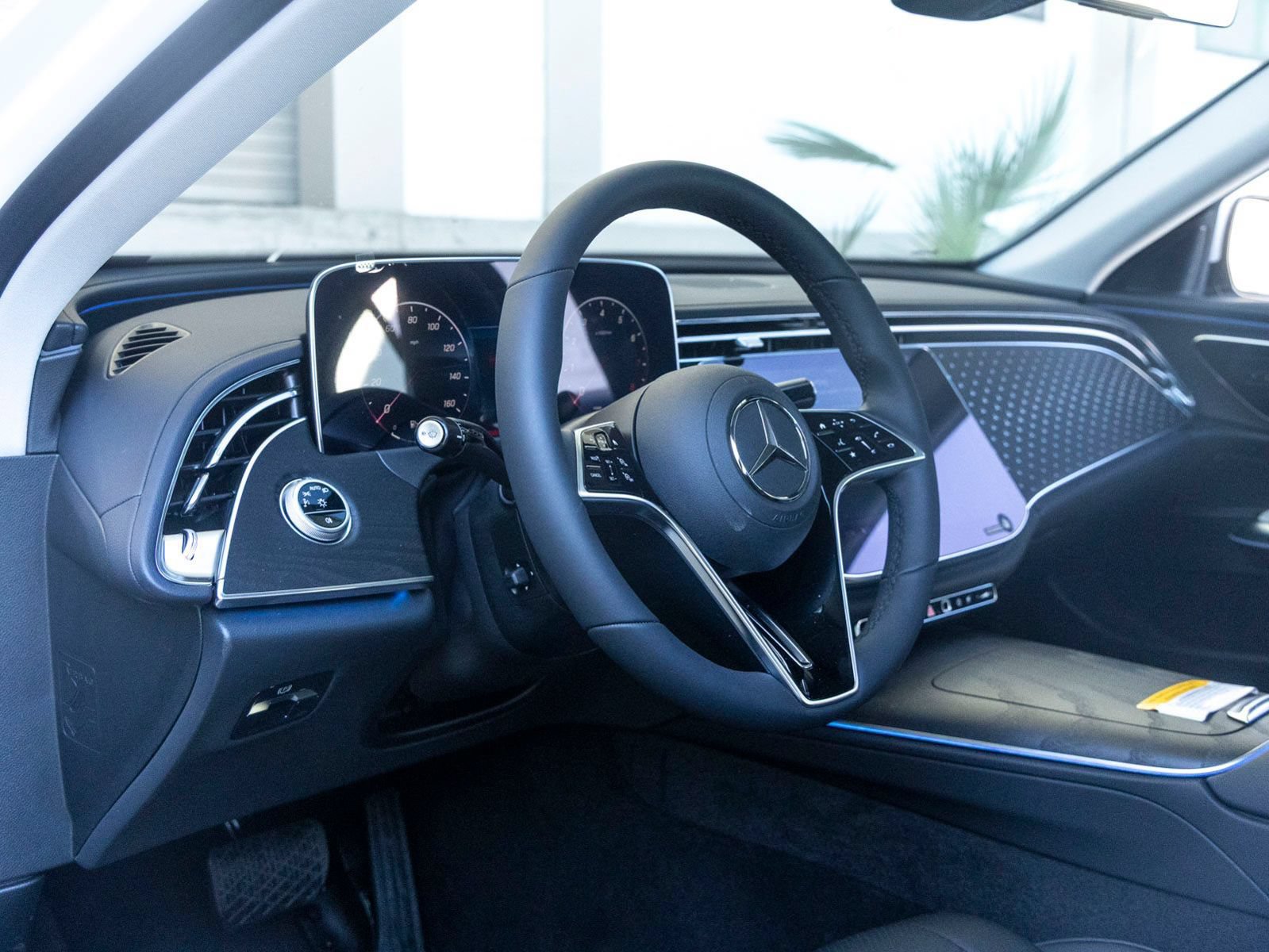 New 2026 Mercedes-Benz E 350 4MATIC Sedan image 15
