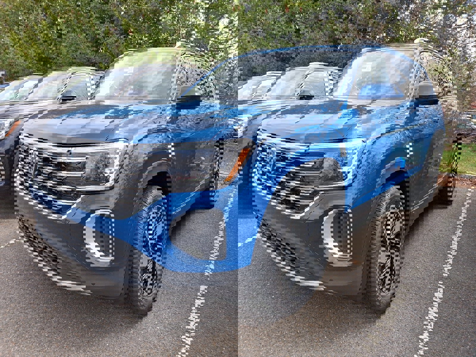 New 2025 Volkswagen Atlas SEL image 3