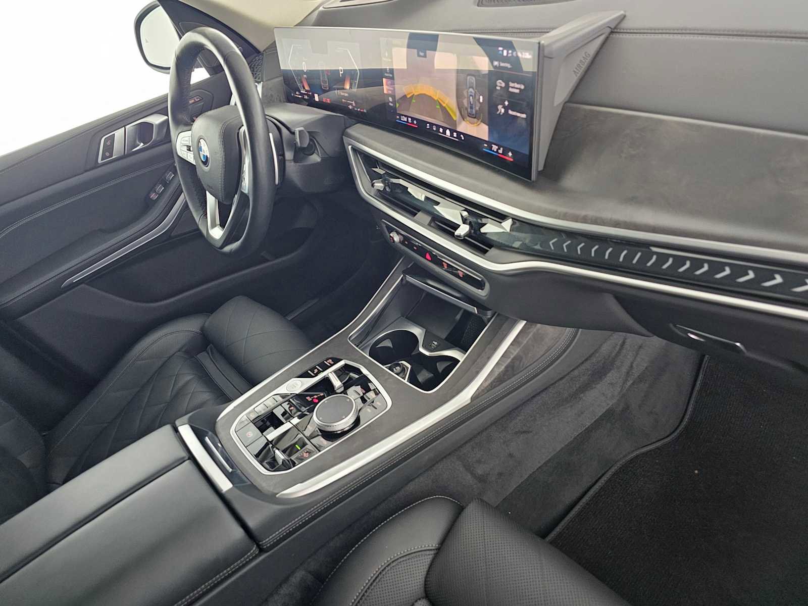 Used 2025 BMW X7 xDrive40i image 11