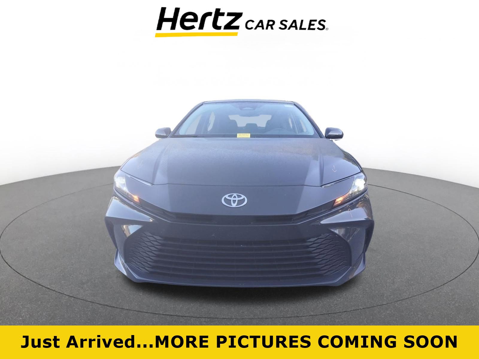 Used 2025 Toyota Camry LE video 1