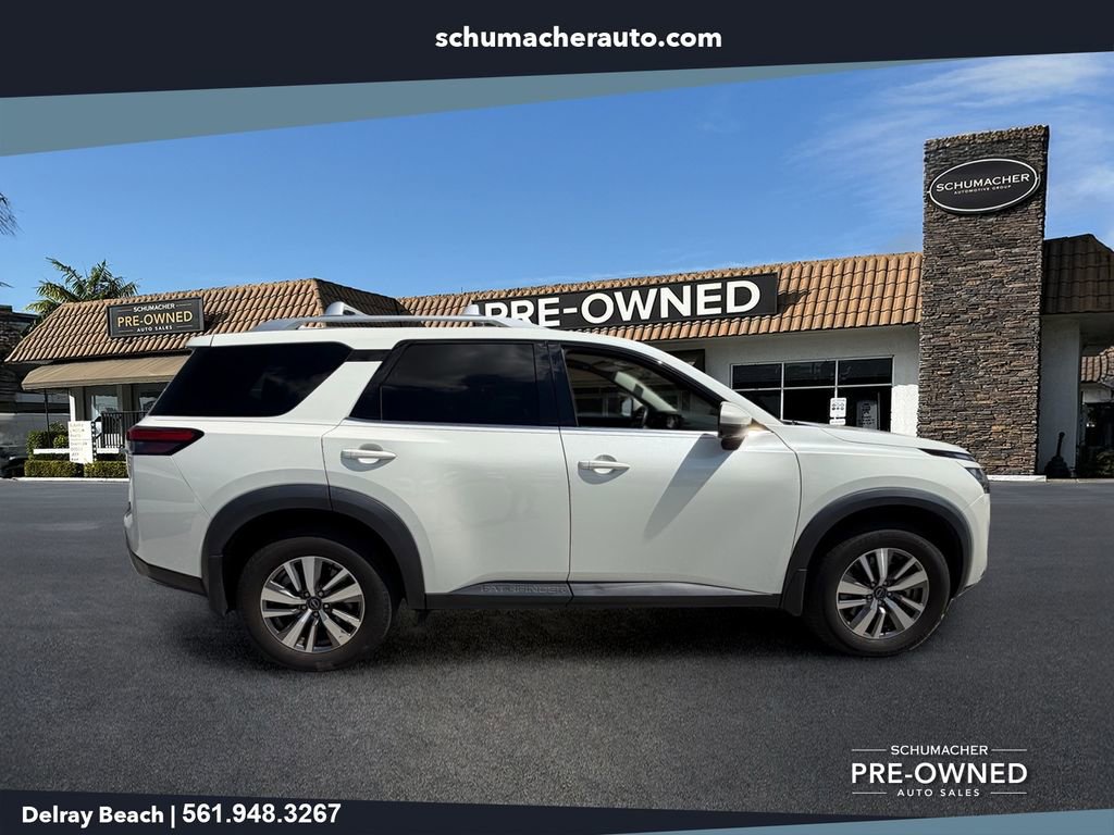 Used 2022 Nissan Pathfinder SL FWD image 7