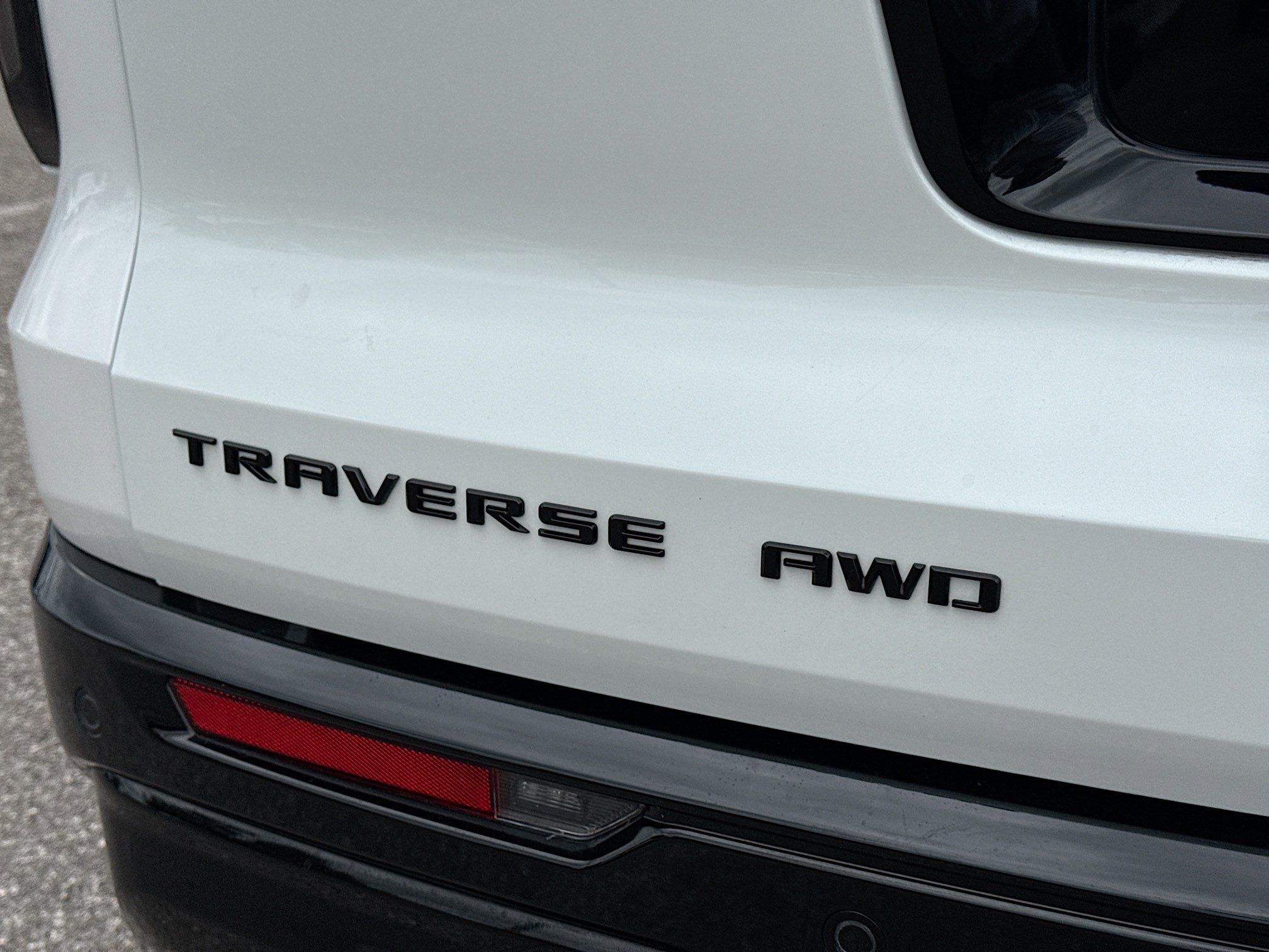 Used 2024 Chevrolet Traverse RS w/ LPO, Floor Liner Package image 11