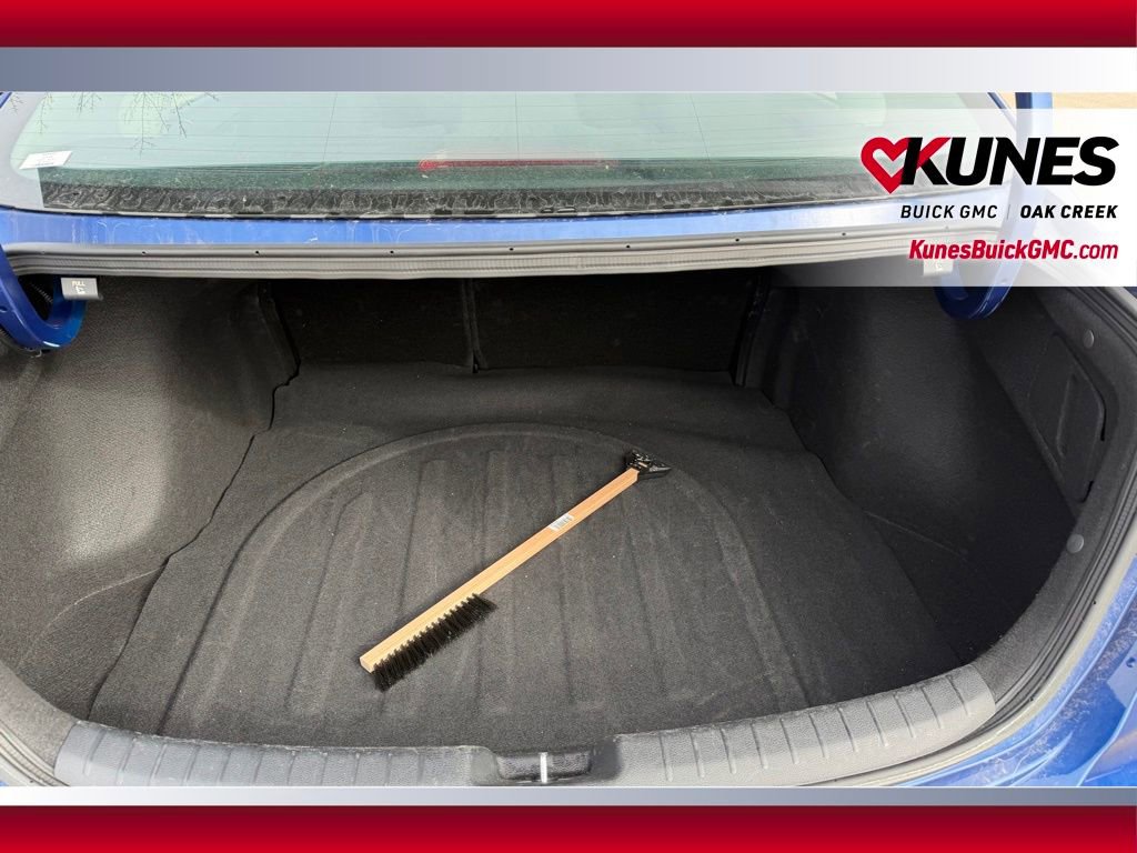 Used 2024 Kia Forte LXS image 5