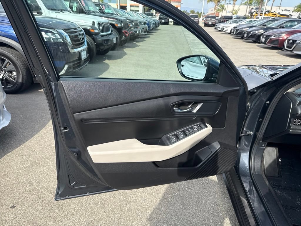 Used 2024 Honda Accord EX image 13