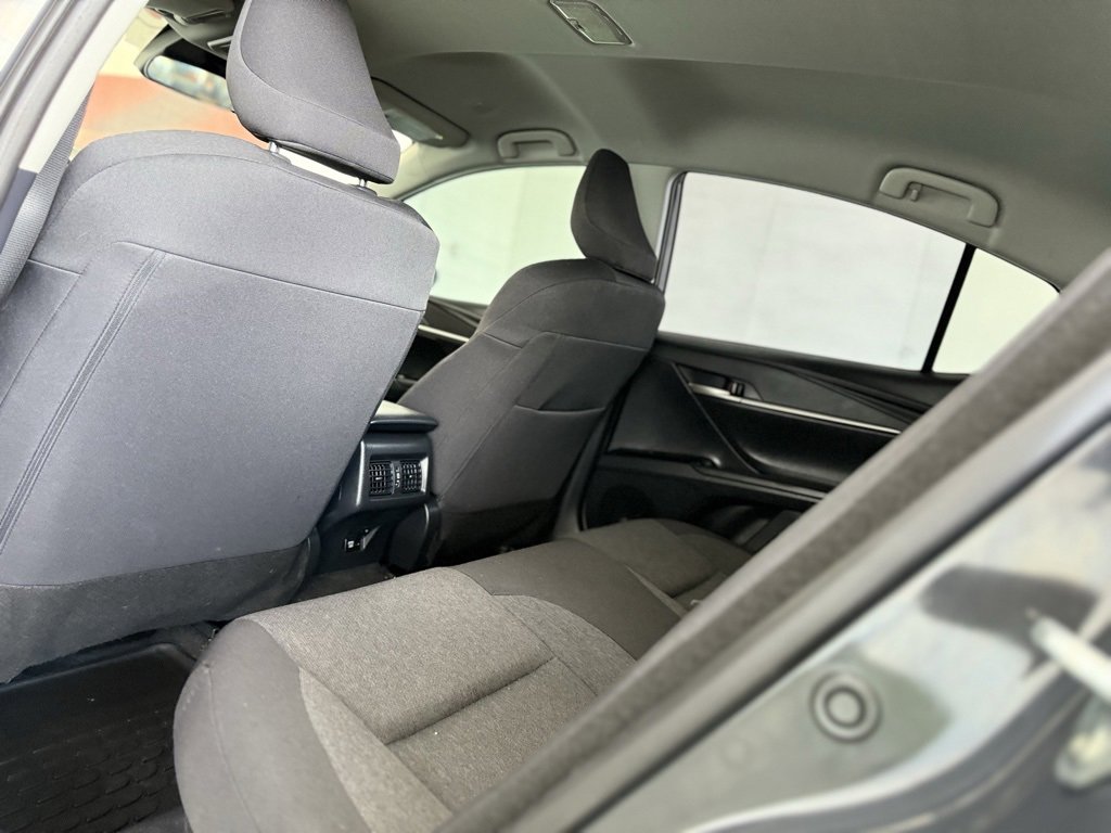 Used 2025 Toyota Camry LE image 16