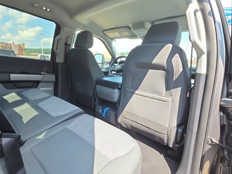 New 2026 Ford F250 XLT w/ XLT Premium Package AWD/4WD image 19