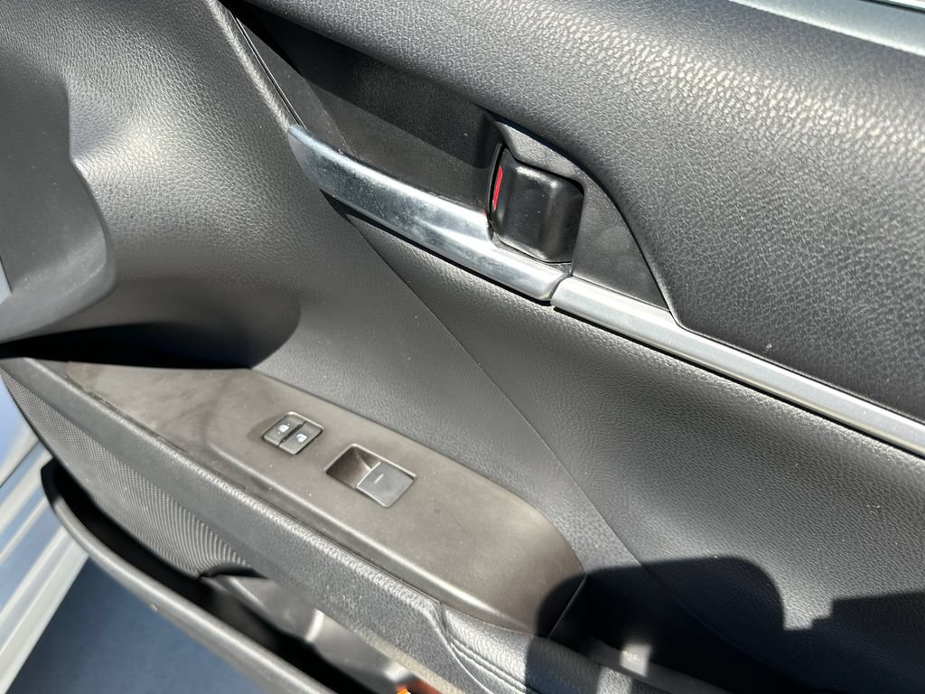 Used 2024 Toyota Camry XSE FWD image 19