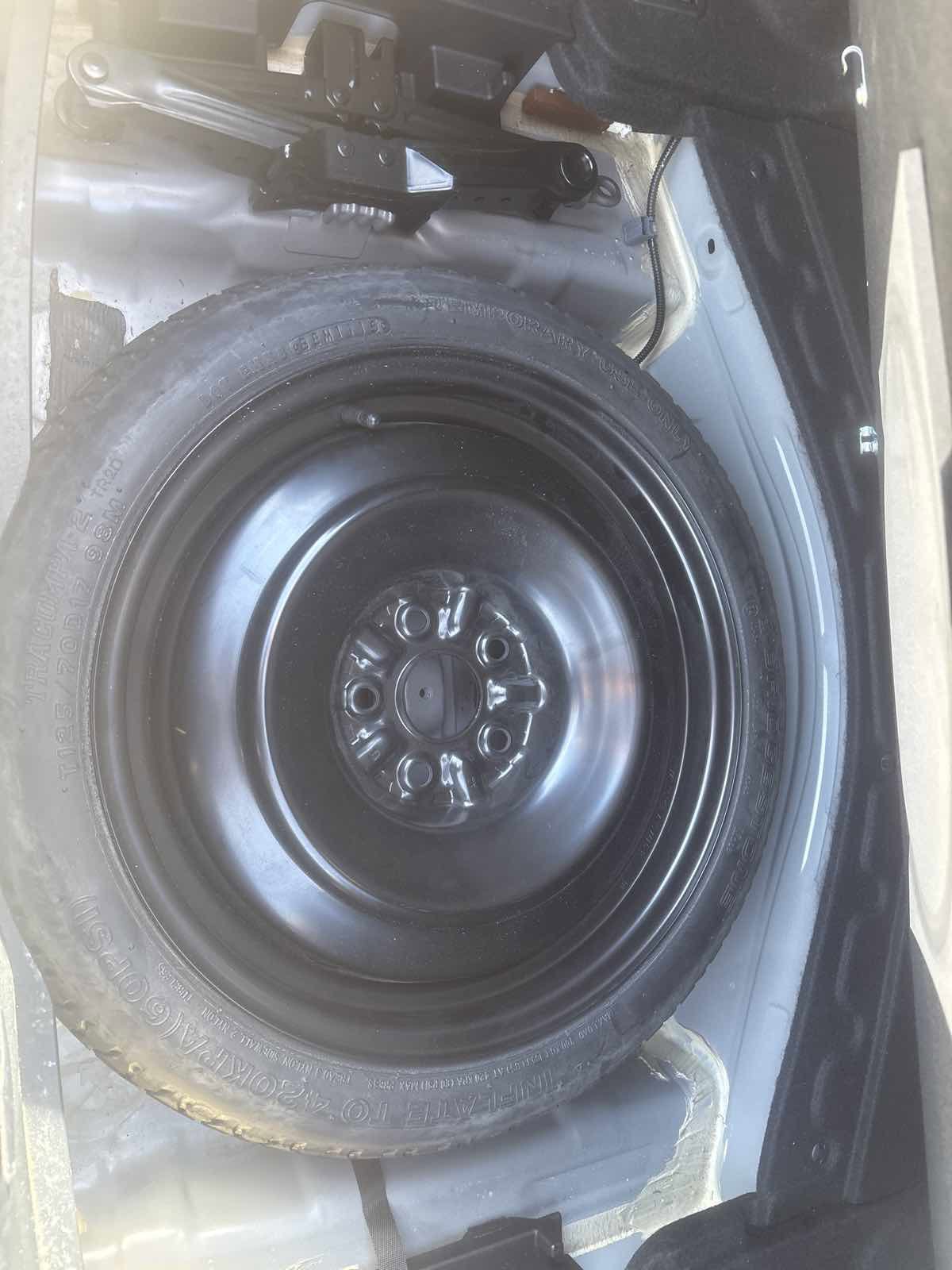 Used 2018 Lexus IS 300 image 32