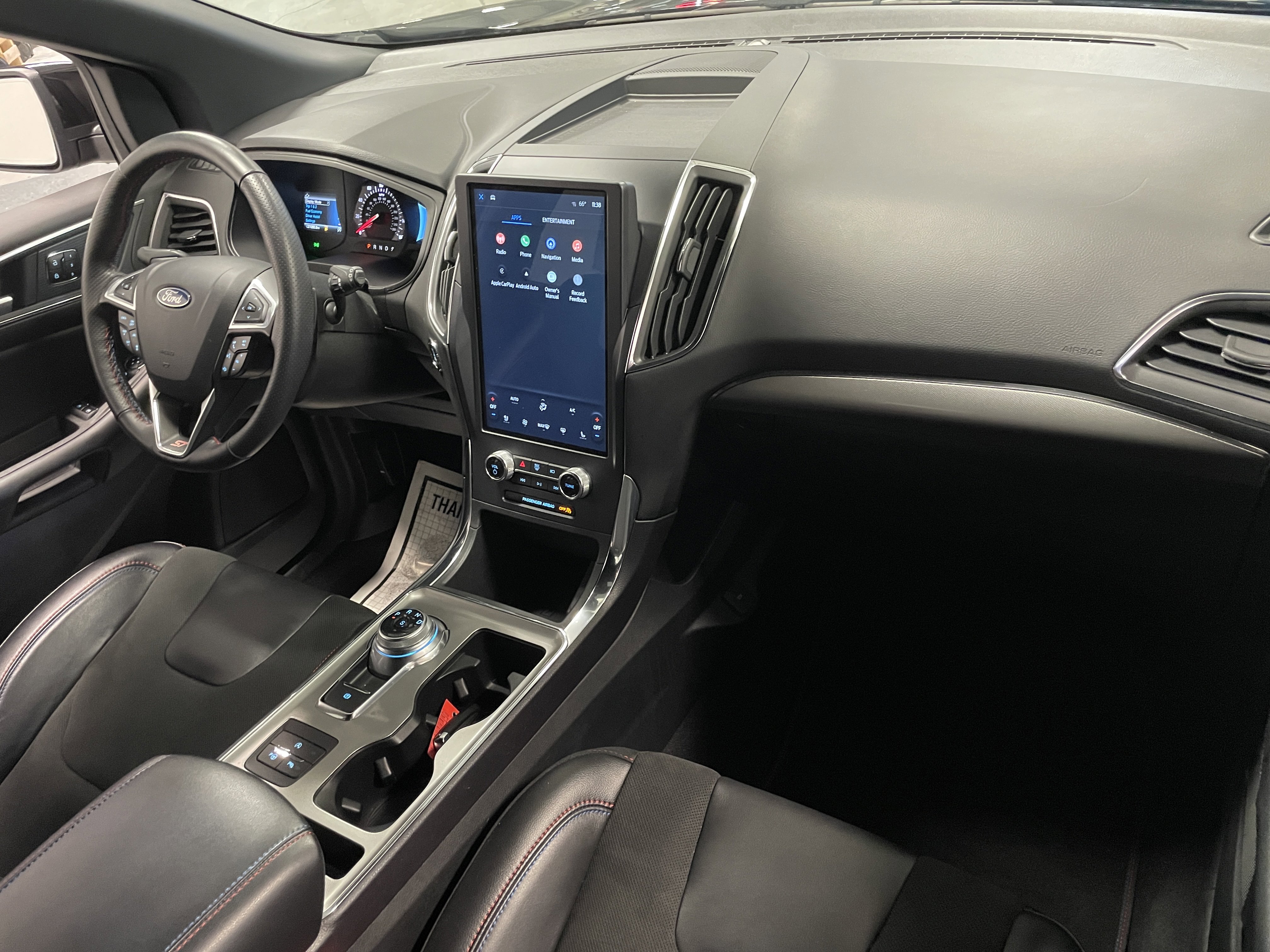 Used 2024 Ford Edge ST w/ Equipment Group 401A image 9