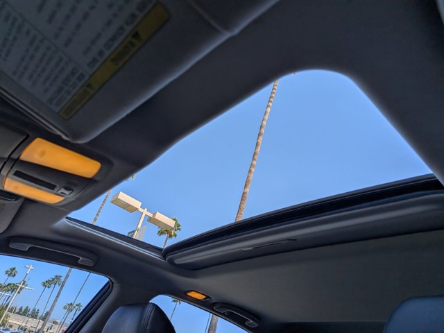 Used 2011 INFINITI G37 Journey w/ Premium Pkg image 16