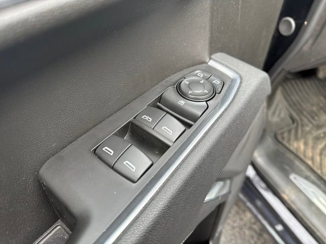 Used 2025 GMC Sierra 1500 SLE image 14