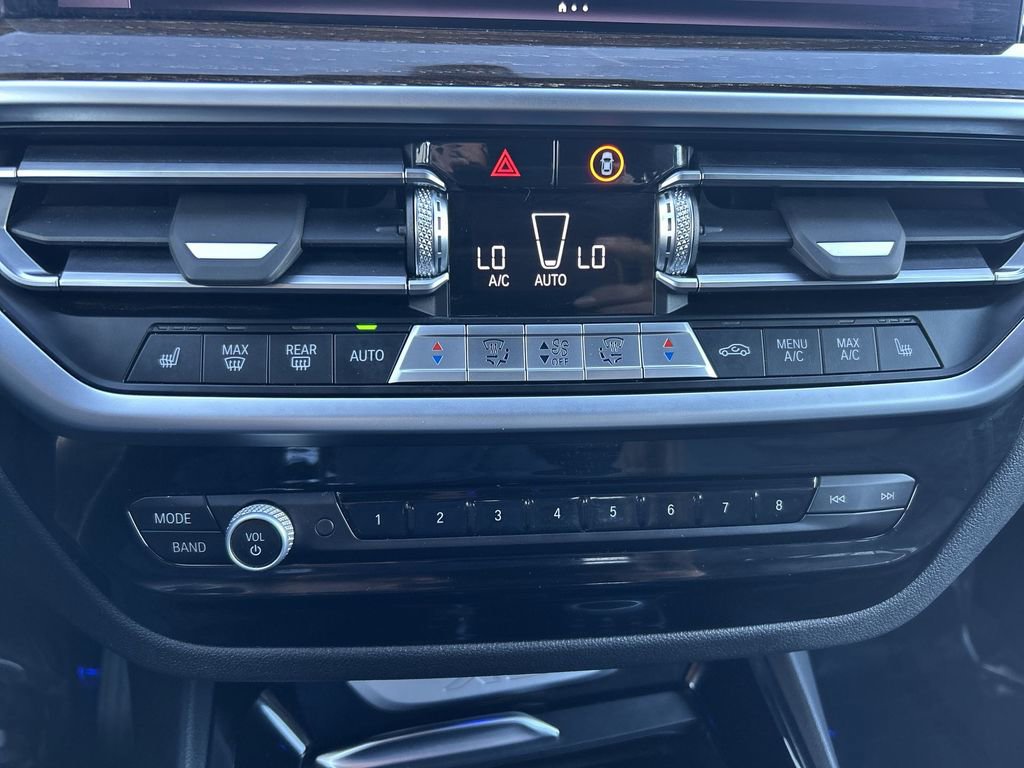 Used 2023 BMW X3 xDrive30i w/ Premium Package image 19