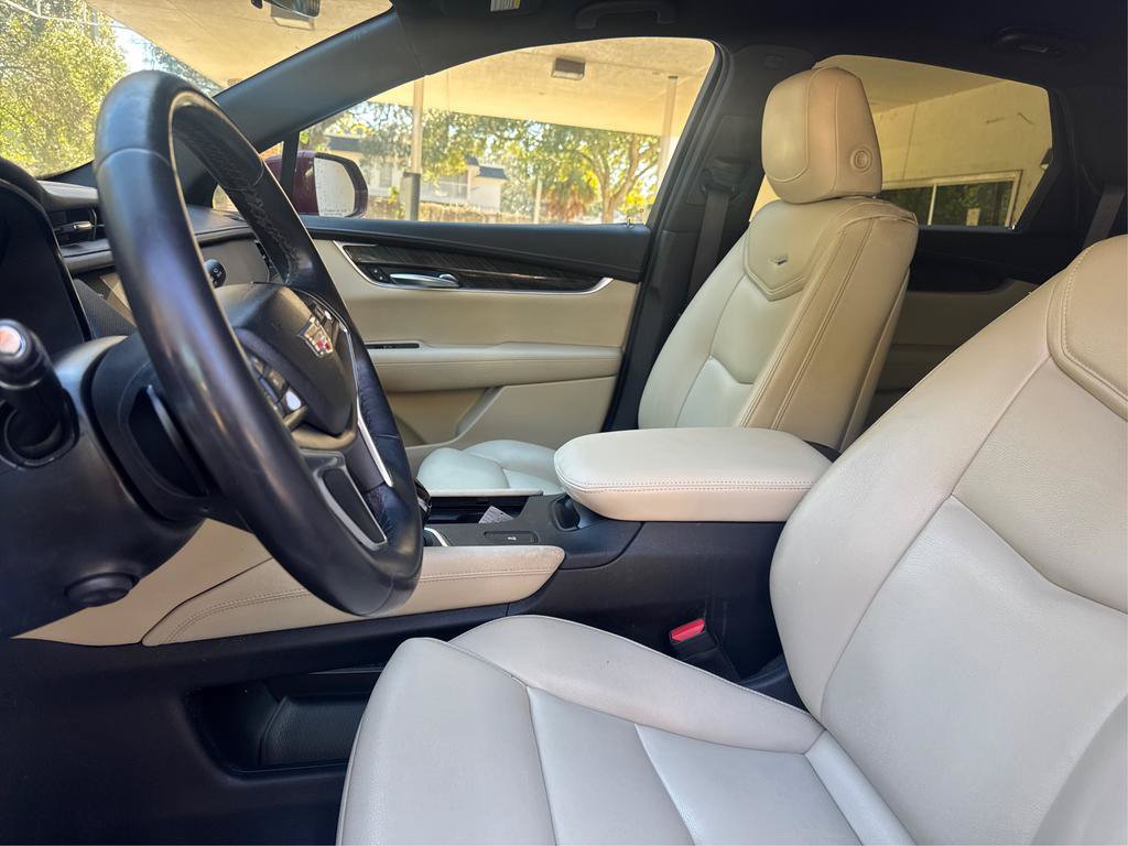 Used 2017 Cadillac XT5 FWD image 9