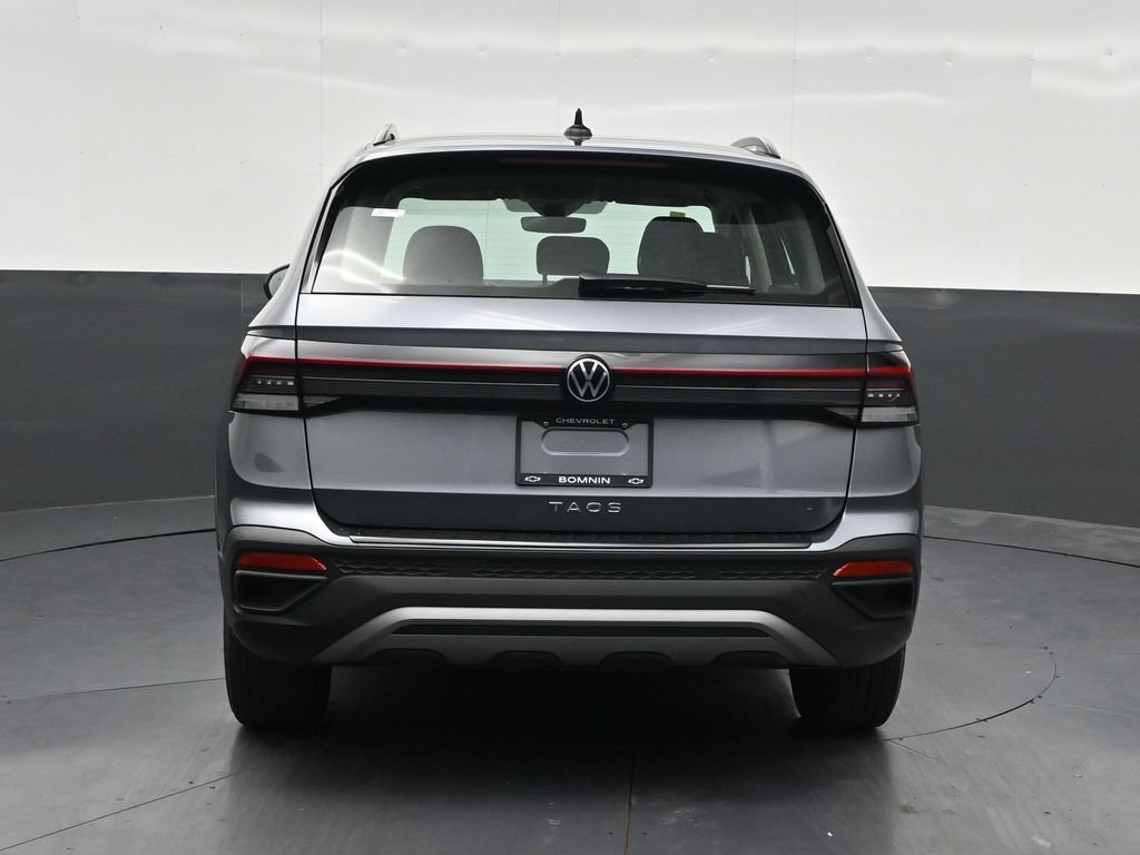 Used 2026 Volkswagen Taos S FWD image 4